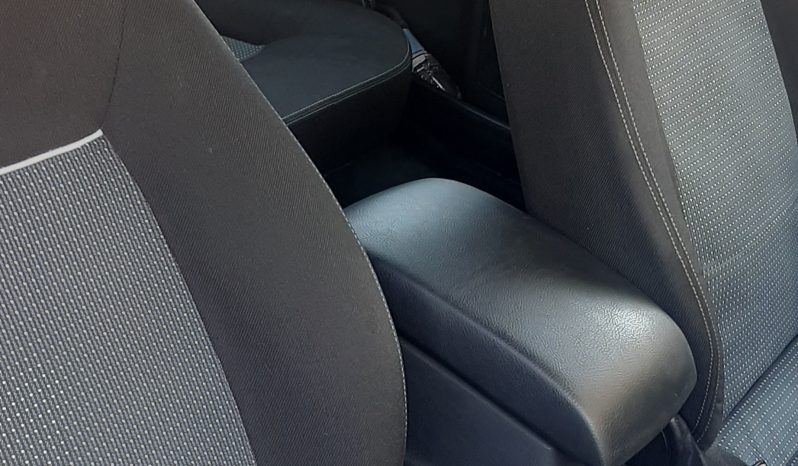Prodajem Ford Mondeo 1,8W limuzina full